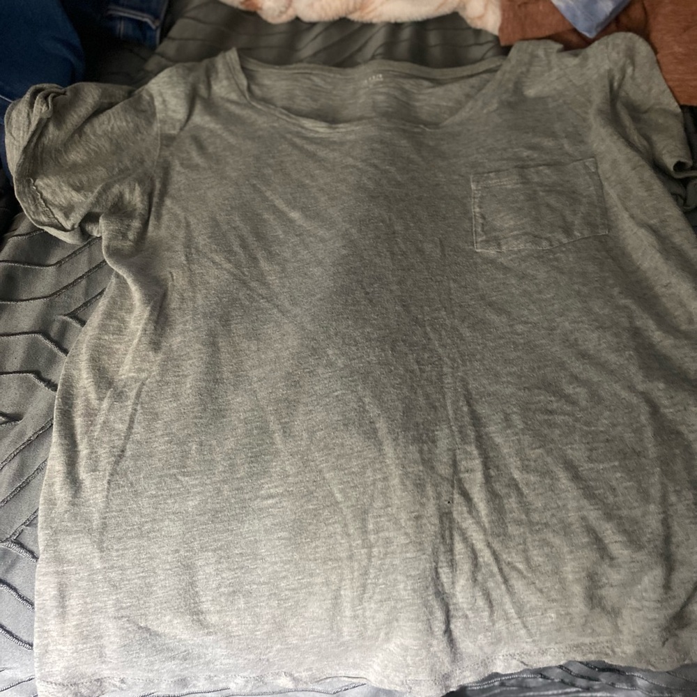 Grey shirt